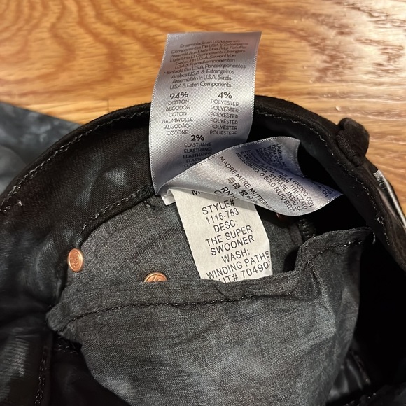 NWT MOTHER Superior High Rise Skinny The Super Swooner in Winding Paths 24 or 31 - Picture 16 of 17